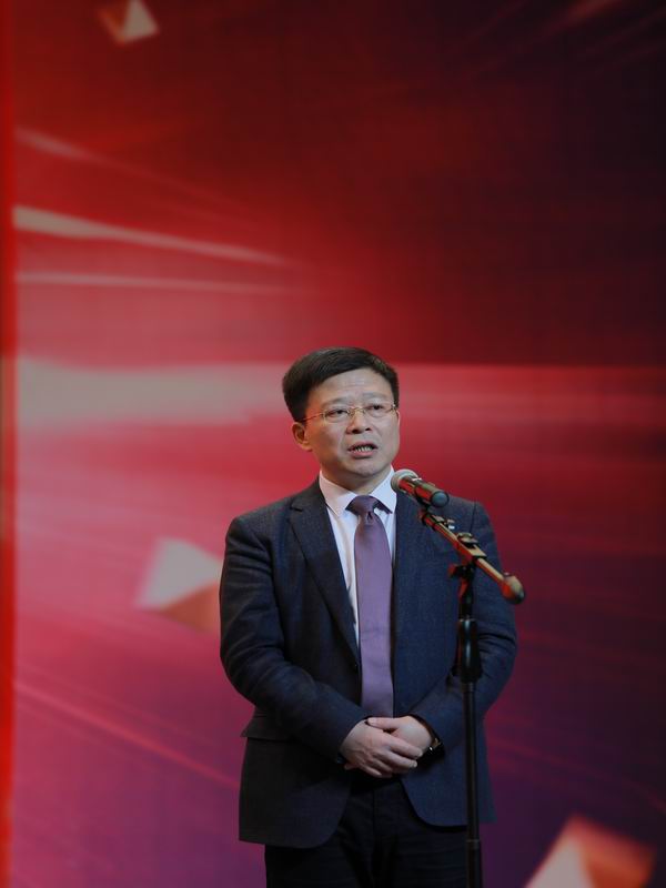 1542801684015018518.jpg 调整大小 捐赠仪式金凌副厅长.jpg